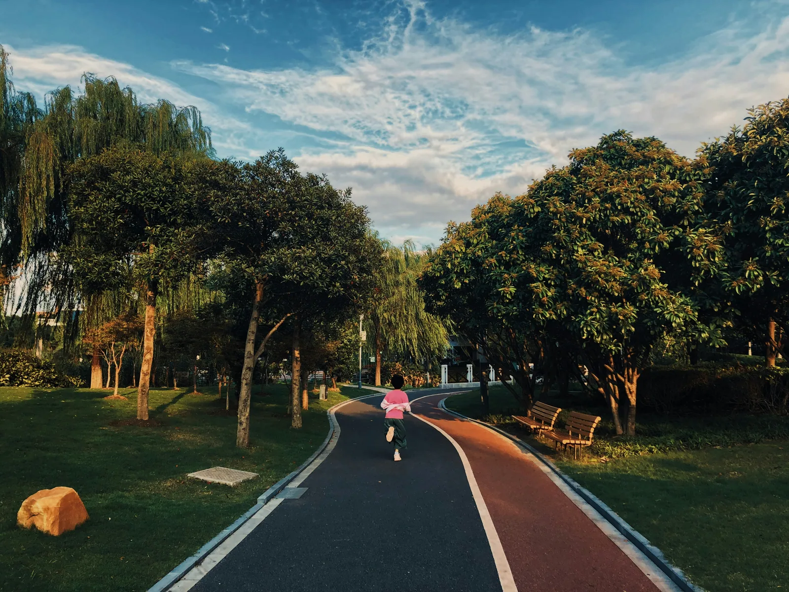 Иллюстрация о беге для контроля веса и здоровья